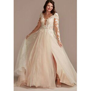 NWT Galina Signature Illusion Plunge Lace Appliqued Wedding Dress